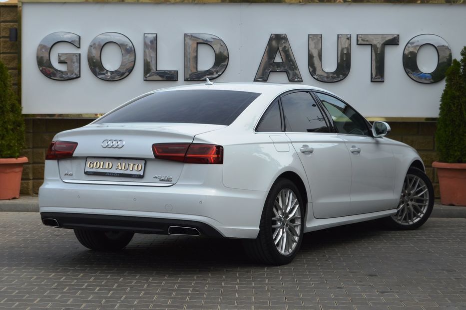Продам Audi A6 2016 года в Одессе
