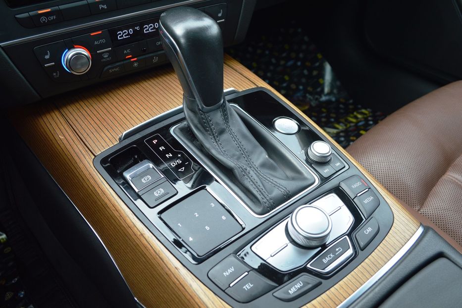 Продам Audi A6 2016 года в Одессе