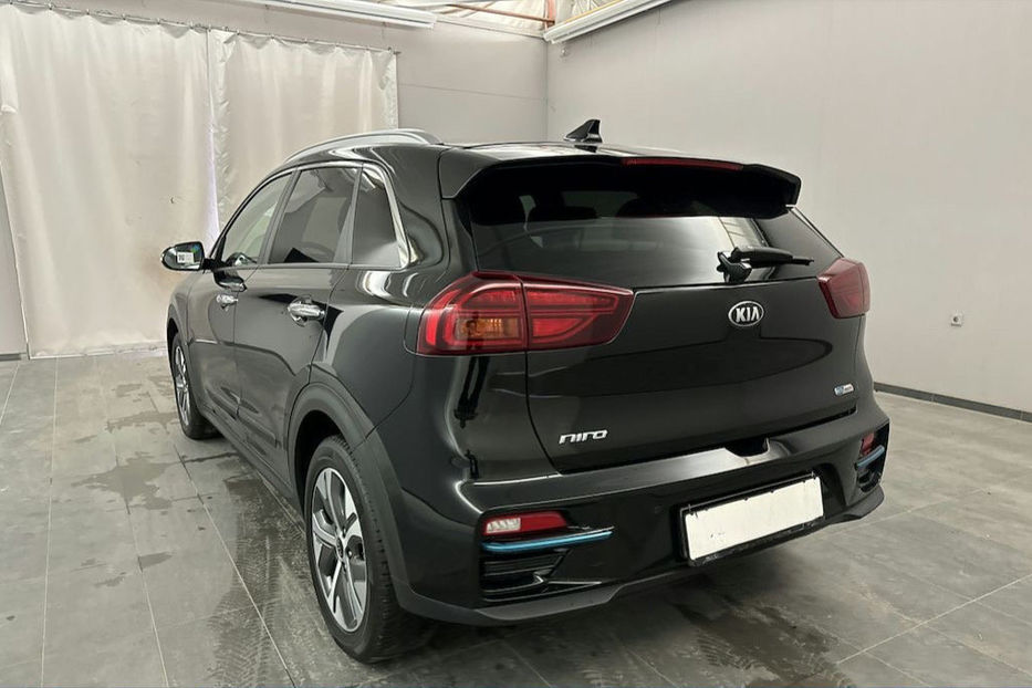 Продам Kia Niro 64 кВт авто в дорозі  2021 года в Львове
