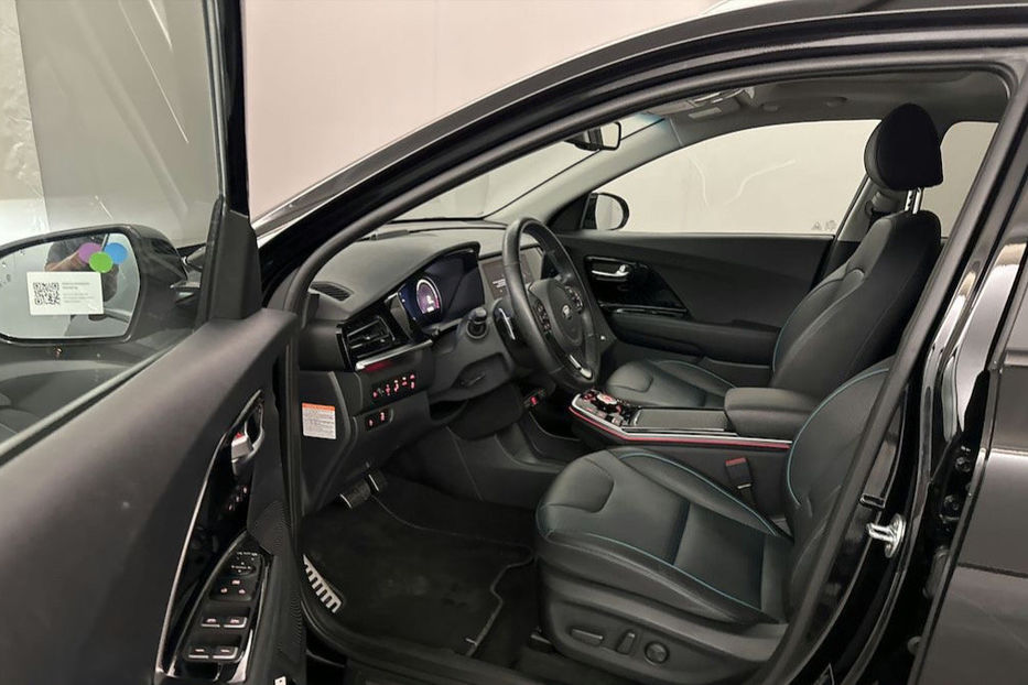 Продам Kia Niro 64 кВт авто в дорозі  2021 года в Львове