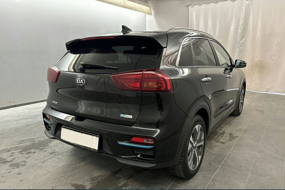Продам Kia Niro 64 кВт авто в дорозі  2021 года в Львове