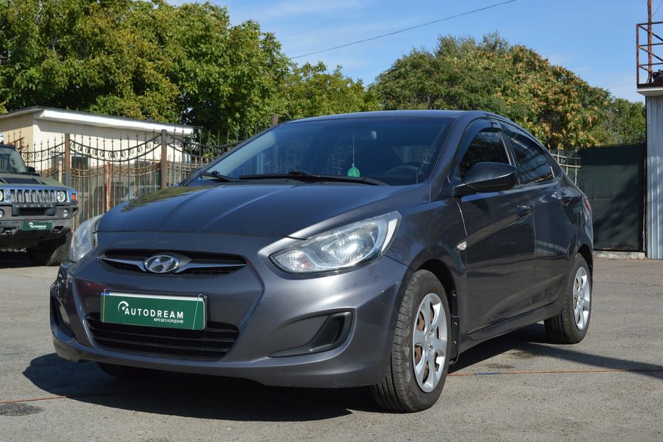 Продам Hyundai Accent    2011 года в Одессе