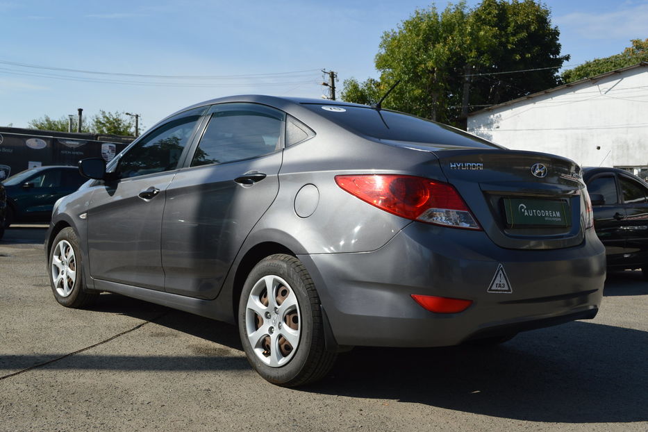 Продам Hyundai Accent    2011 года в Одессе