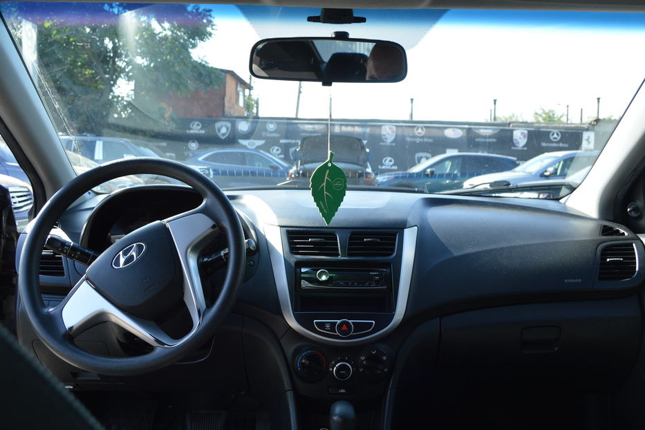 Продам Hyundai Accent    2011 года в Одессе
