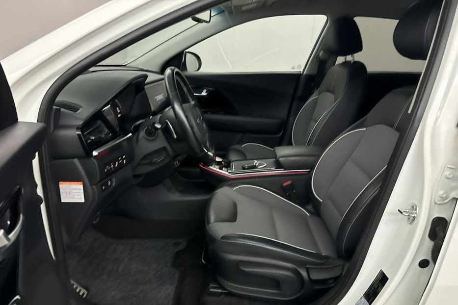Продам Kia Niro 64 кВт авто в дорозі  2020 года в Львове