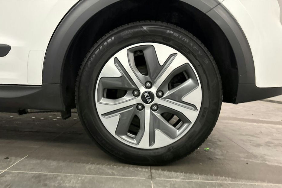 Продам Kia Niro 64 кВт авто в дорозі  2020 года в Львове