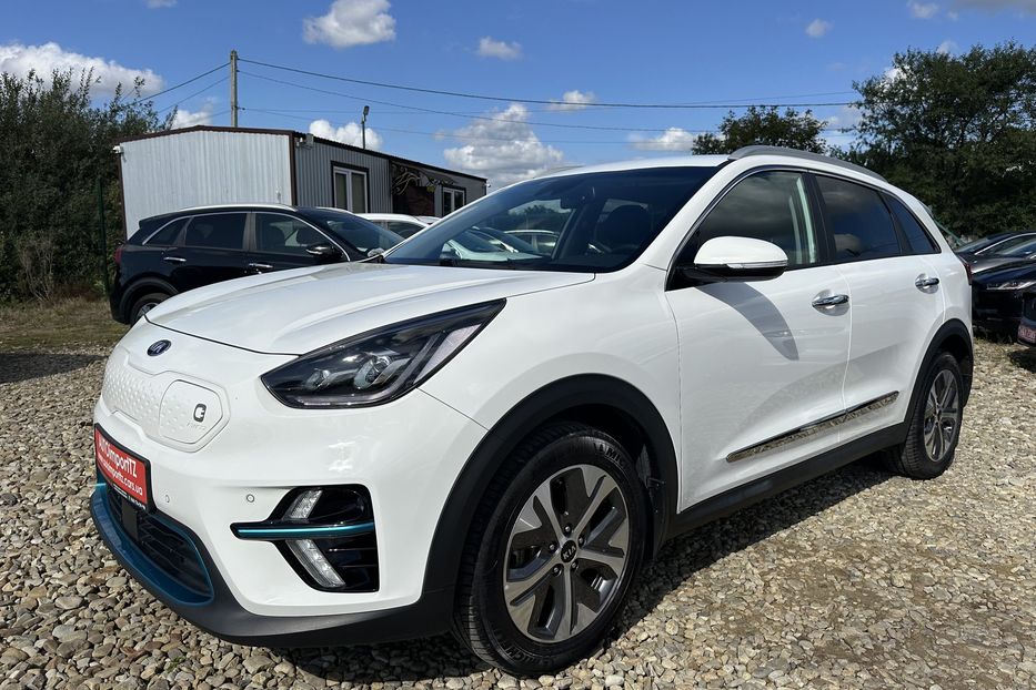 Продам Kia Niro 64 кВт Макс. комплектація 2021 года в Львове