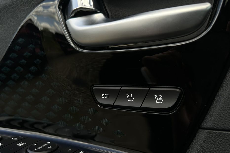 Продам Kia Niro 64 кВт Макс. комплектація 2021 года в Львове