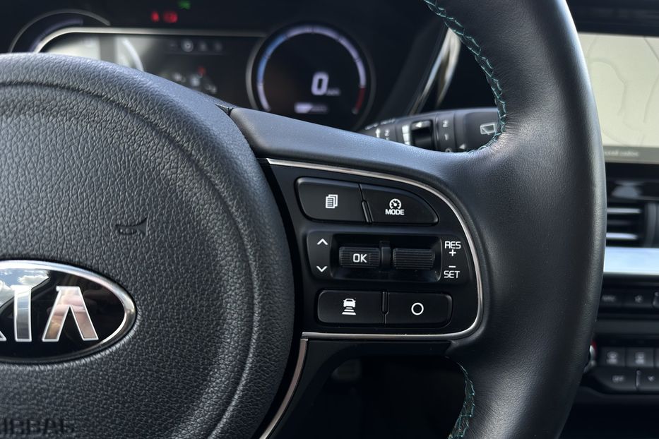 Продам Kia Niro 64 кВт Макс. комплектація 2021 года в Львове