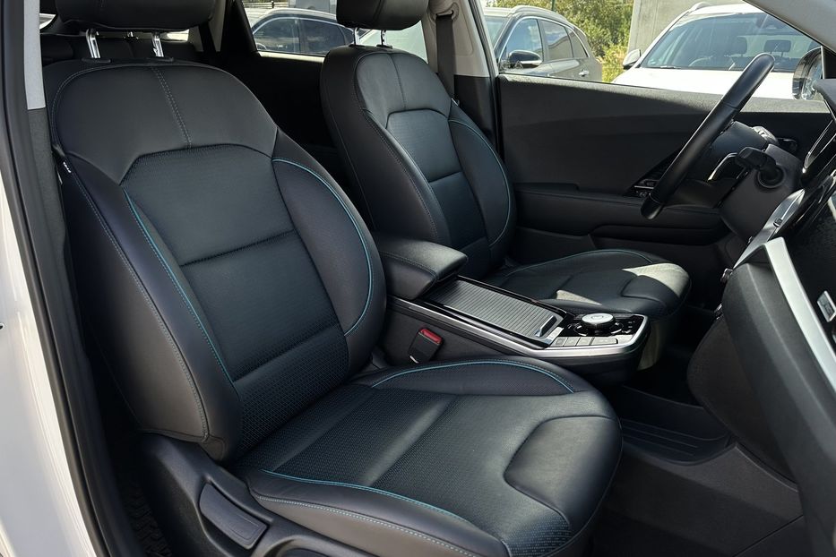 Продам Kia Niro 64 кВт Макс. комплектація 2021 года в Львове