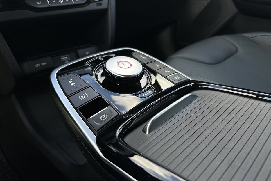 Продам Kia Niro 64 кВт Макс. комплектація 2021 года в Львове