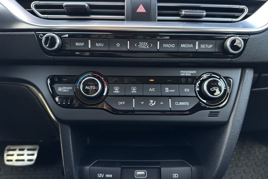 Продам Kia Niro 64 кВт Макс. комплектація 2021 года в Львове