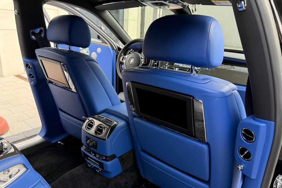 Продам Rolls-Royce Ghost BLACK BADGE 2018 года в Киеве