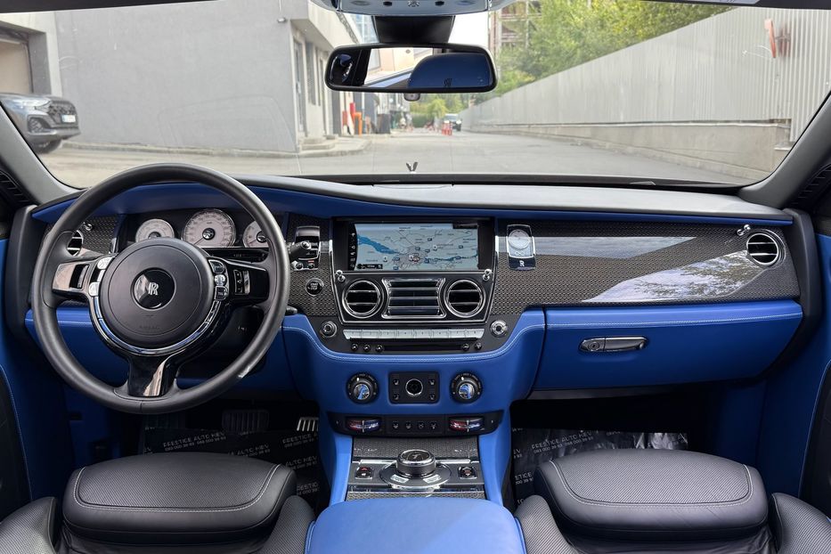Продам Rolls-Royce Ghost BLACK BADGE 2018 года в Киеве