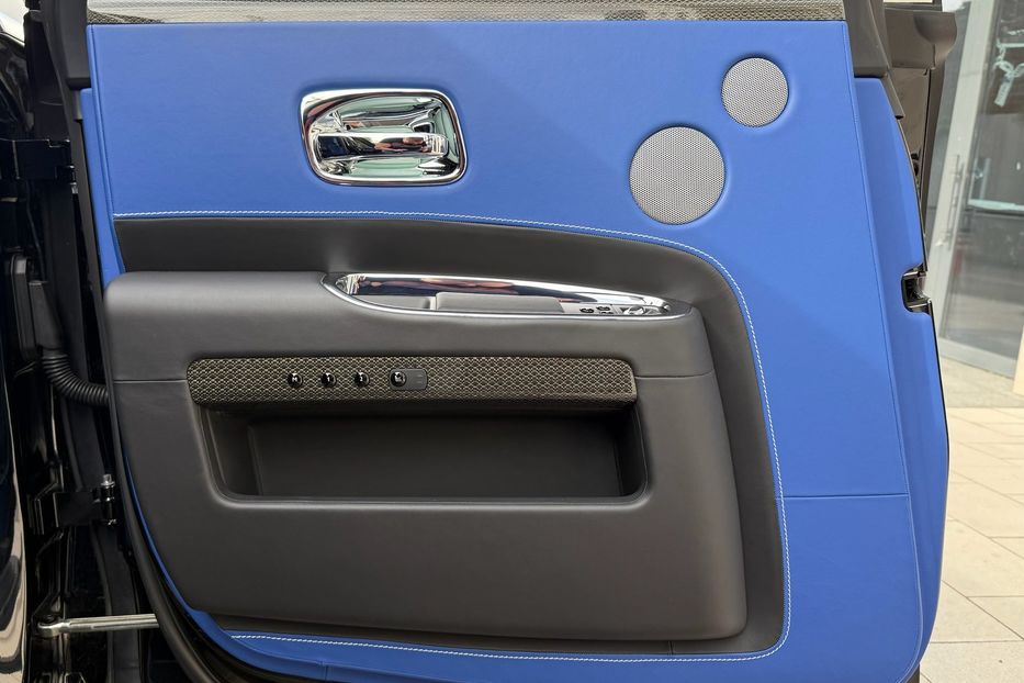Продам Rolls-Royce Ghost BLACK BADGE 2018 года в Киеве