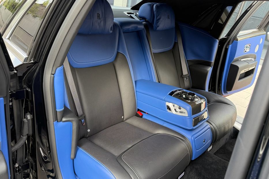 Продам Rolls-Royce Ghost BLACK BADGE 2018 года в Киеве