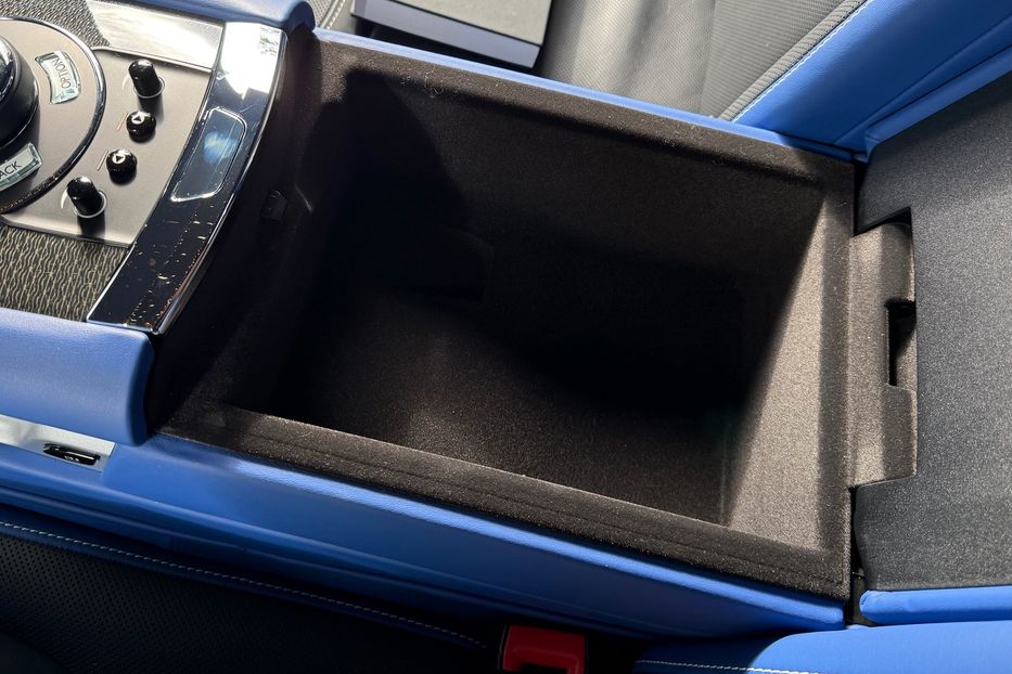 Продам Rolls-Royce Ghost BLACK BADGE 2018 года в Киеве