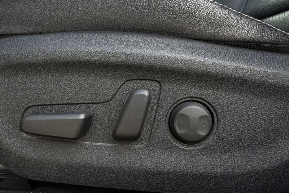 Продам Kia Niro 64 кВт Макс. комплектація 2020 года в Львове