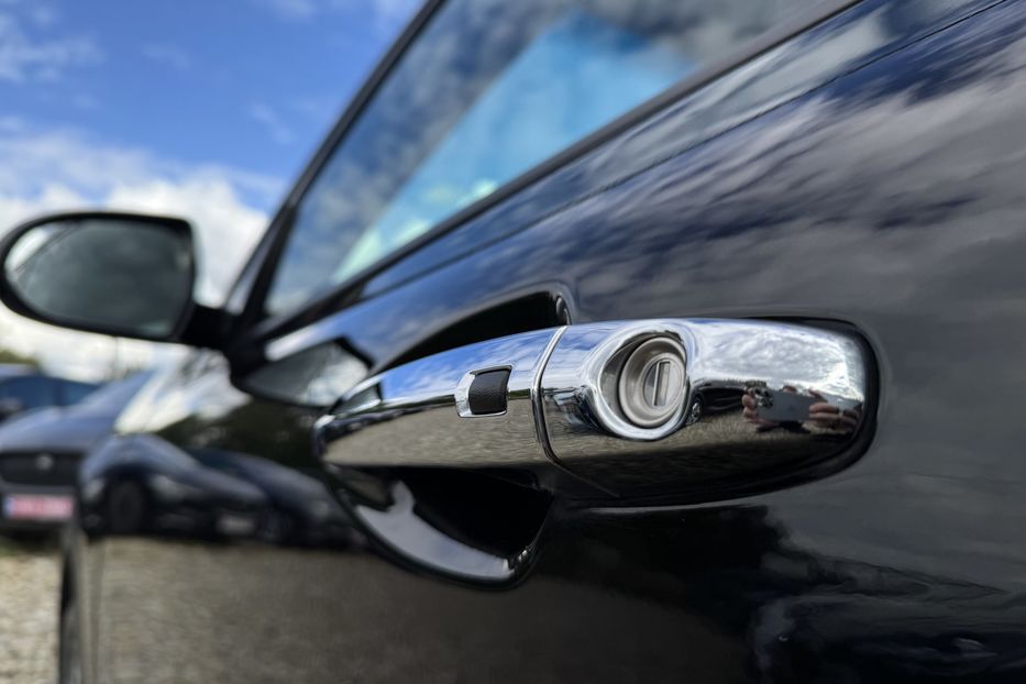 Продам Kia Niro 64 кВт Макс. комплектація 2020 года в Львове
