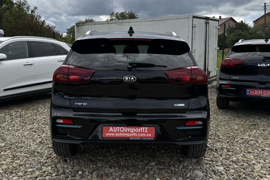 Продам Kia Niro 64 кВт Макс. комплектація 2020 года в Львове