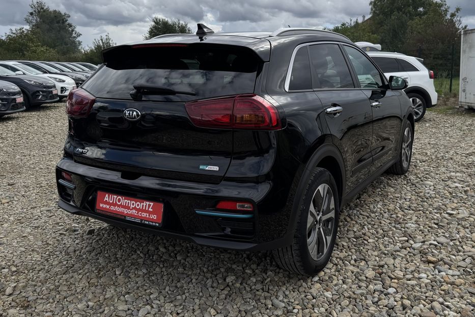 Продам Kia Niro 64 кВт Макс. комплектація 2020 года в Львове