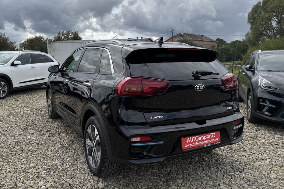 Продам Kia Niro 64 кВт Макс. комплектація 2020 года в Львове