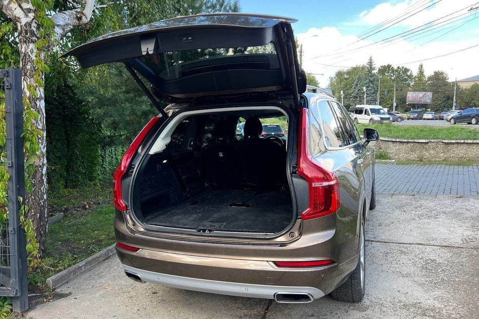 Продам Volvo XC90 2017 года в Черновцах