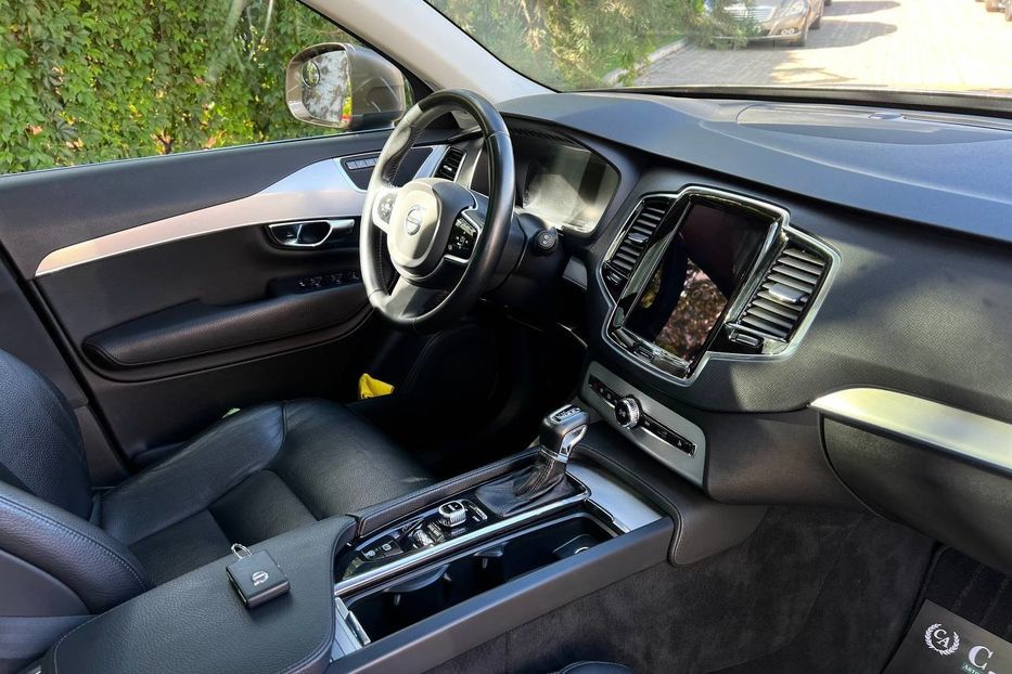 Продам Volvo XC90 2017 года в Черновцах