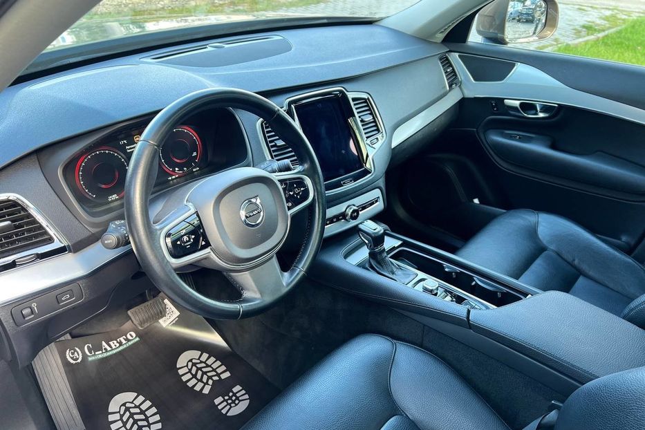 Продам Volvo XC90 2017 года в Черновцах