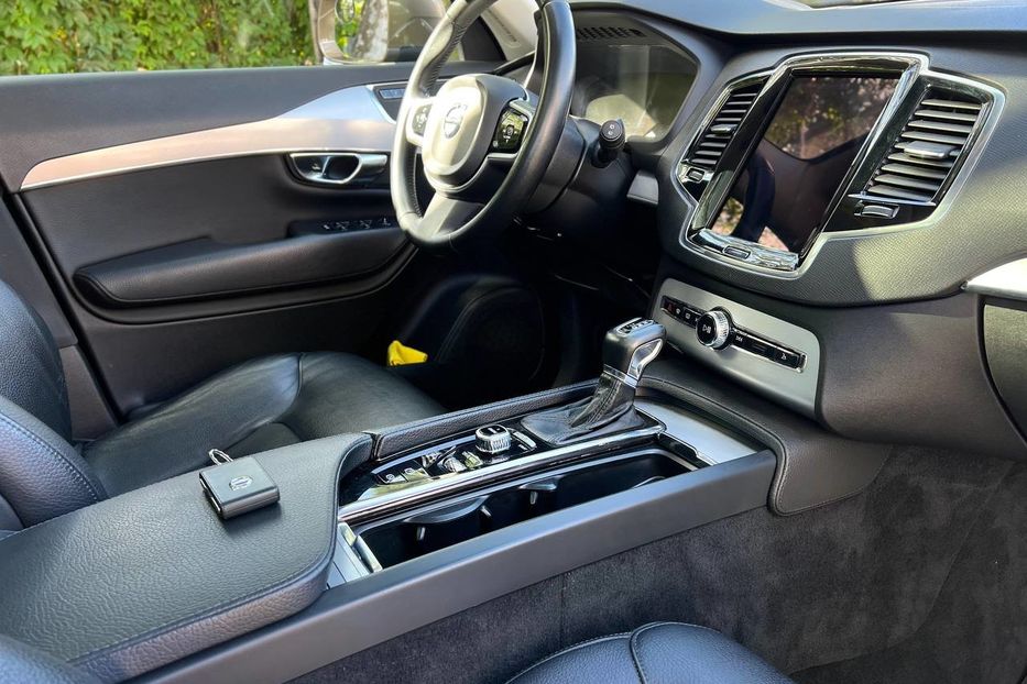 Продам Volvo XC90 2017 года в Черновцах