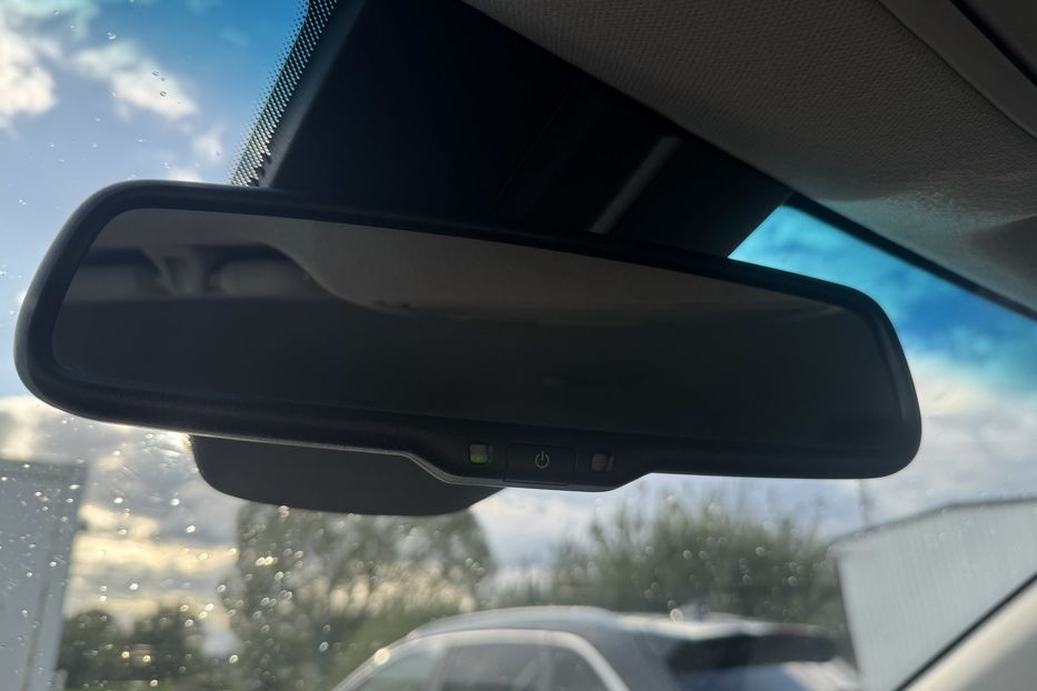 Продам Kia Niro 64 кВт Макс. комплектація 2020 года в Львове
