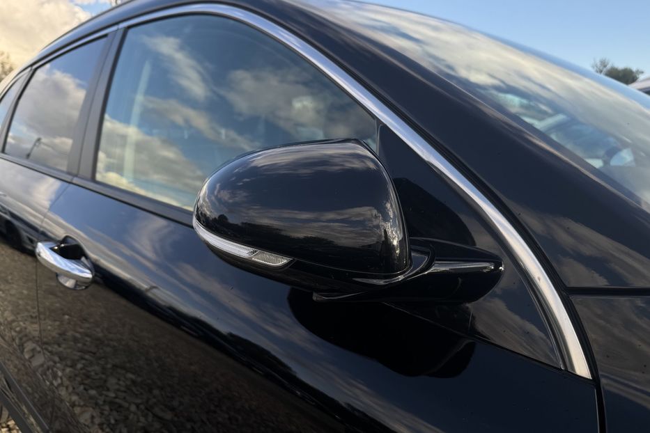 Продам Kia Niro 64 кВт Макс. комплектація 2020 года в Львове