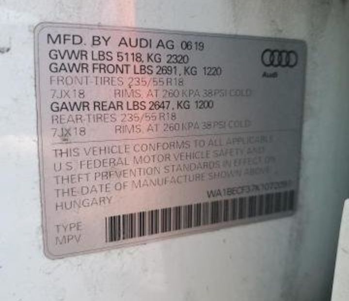 Продам Audi Q3 PREMIUM PLUS 2019 года в Киеве