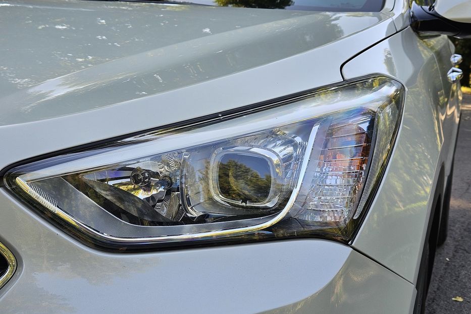 Продам Hyundai Santa FE Top 2012 года в Киеве