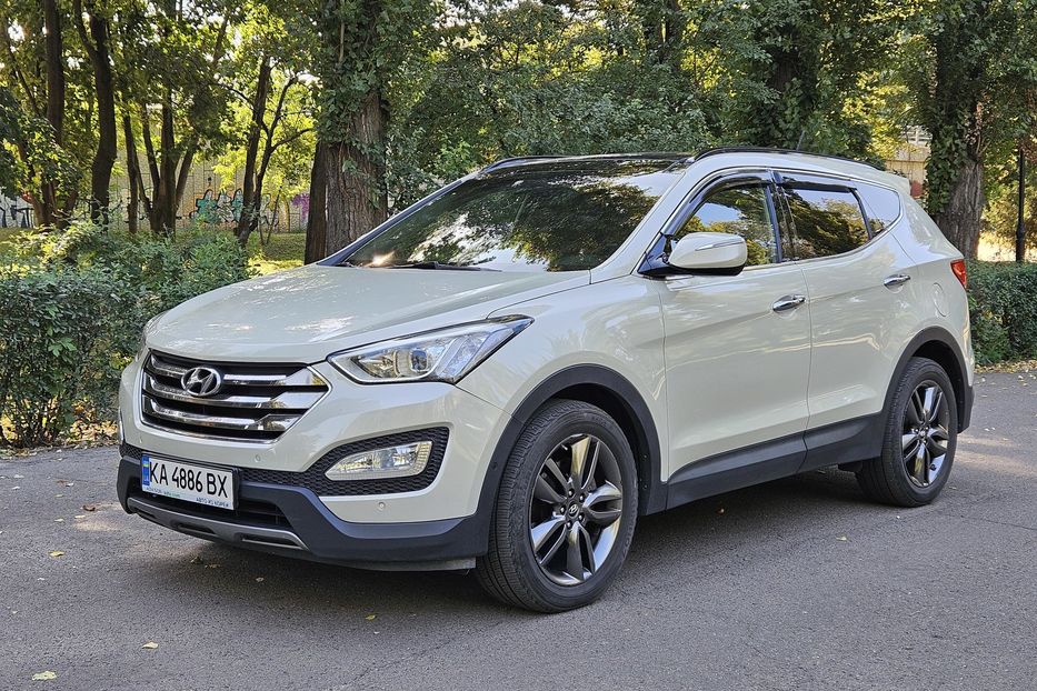 Продам Hyundai Santa FE Top 2012 года в Киеве