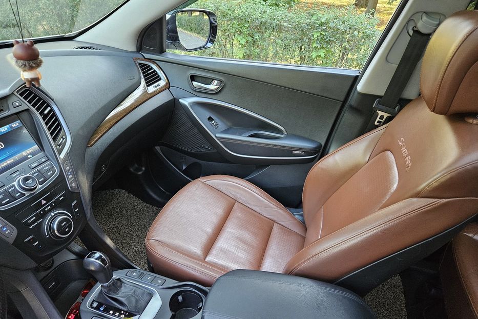 Продам Hyundai Santa FE Top 2012 года в Киеве
