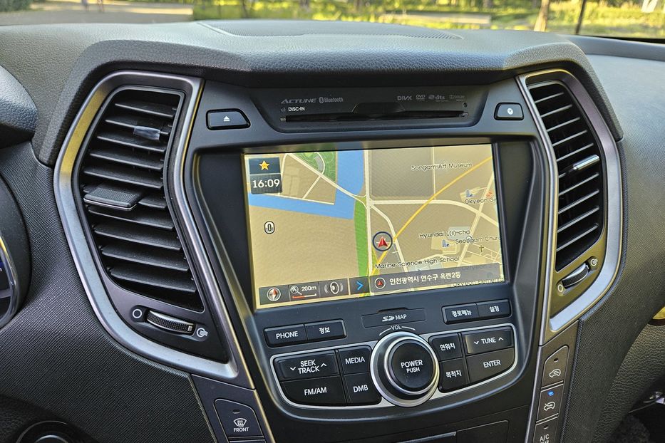 Продам Hyundai Santa FE Top 2012 года в Киеве