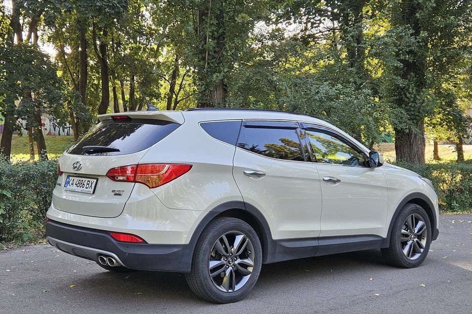 Продам Hyundai Santa FE Top 2012 года в Киеве