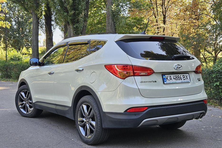 Продам Hyundai Santa FE Top 2012 года в Киеве