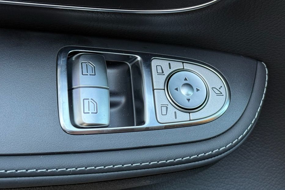 Продам Mercedes-Benz V-Class V300d EXCLUSIVE EXTRA LONG 2025 года в Киеве