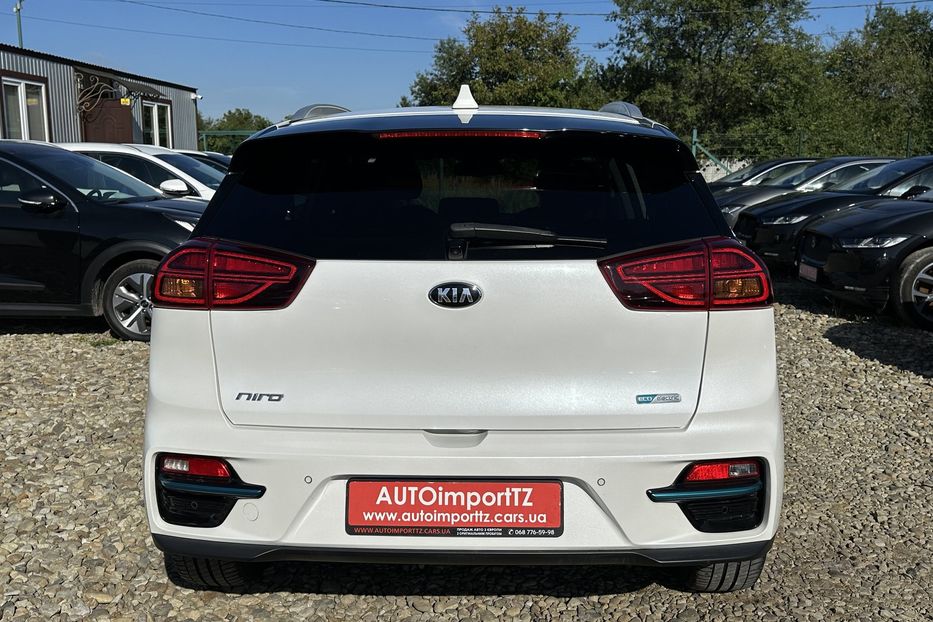 Продам Kia Niro 64 кВт Макс. комплектація 2020 года в Львове
