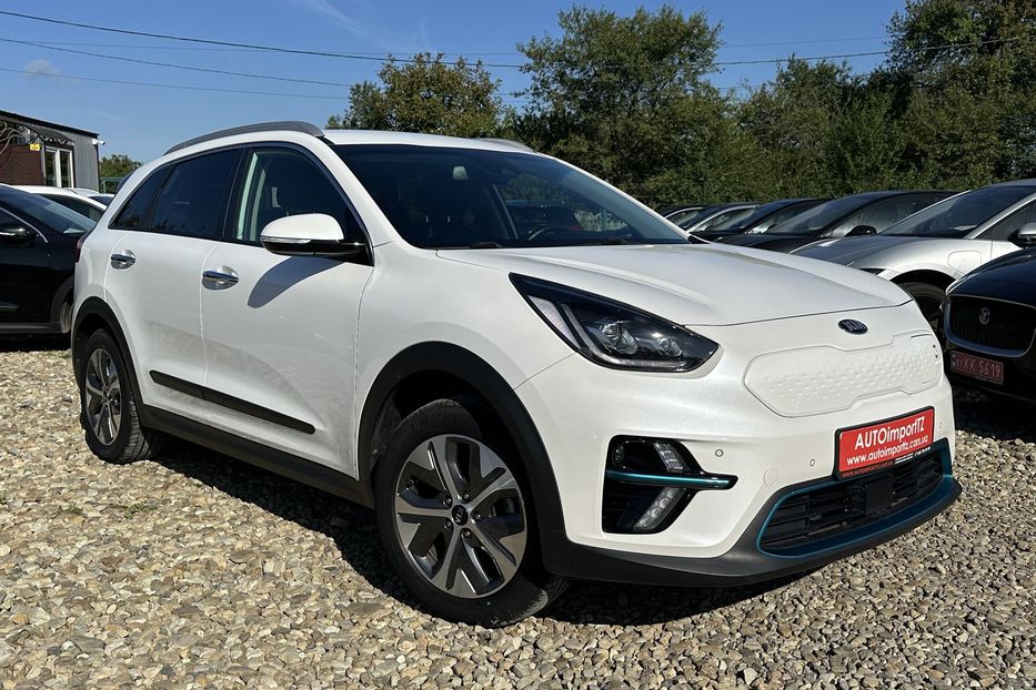 Продам Kia Niro 64 кВт Макс. комплектація 2020 года в Львове