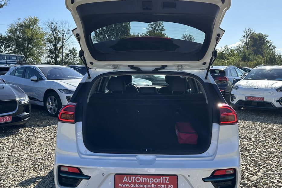 Продам Kia Niro 64 кВт Макс. комплектація 2020 года в Львове