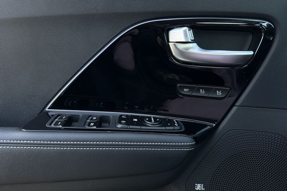 Продам Kia Niro 64 кВт Макс. комплектація 2020 года в Львове