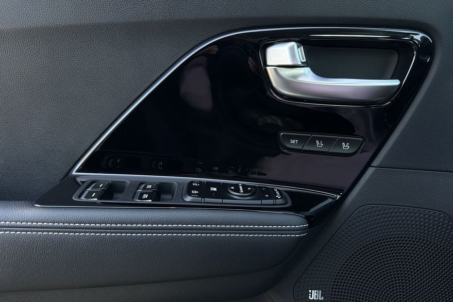 Продам Kia Niro 64 кВт Макс. комплектація 2020 года в Львове