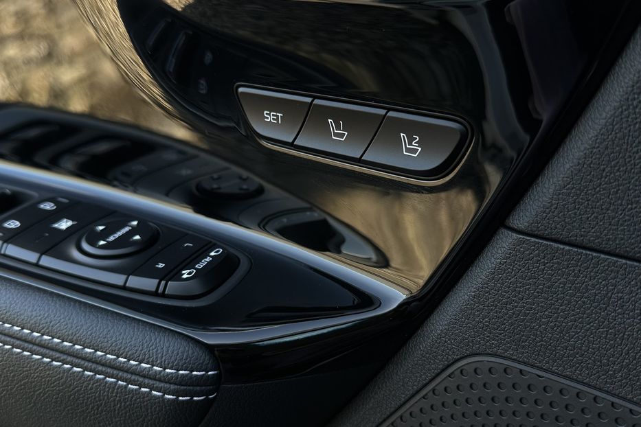 Продам Kia Niro 64 кВт Макс. комплектація 2020 года в Львове
