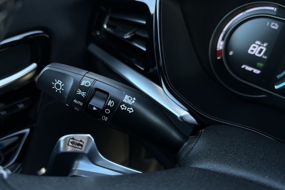 Продам Kia Niro 64 кВт Макс. комплектація 2020 года в Львове