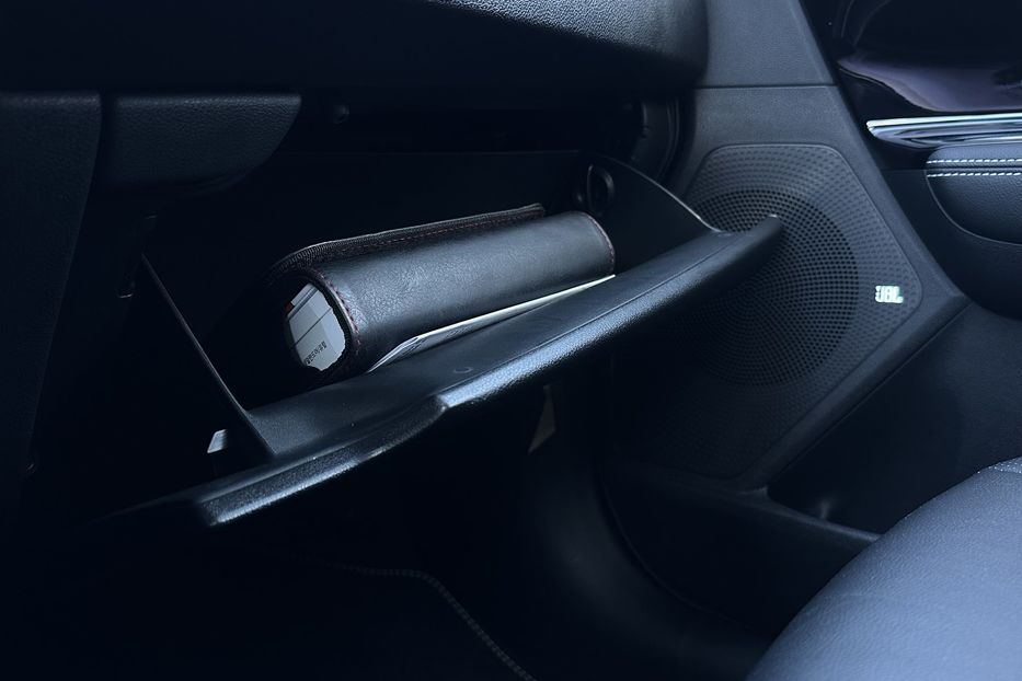Продам Kia Niro 64 кВт Макс. комплектація 2020 года в Львове