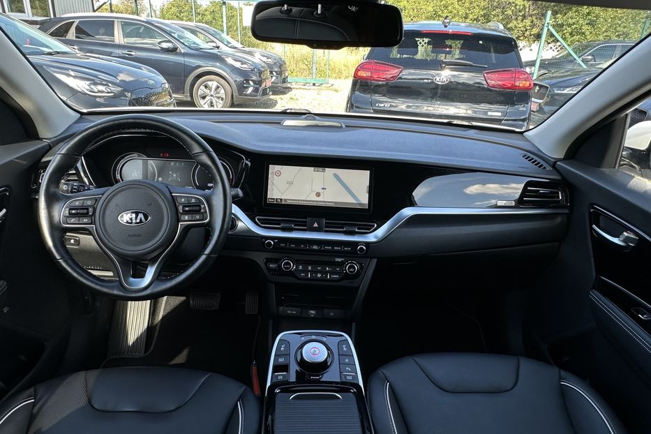 Продам Kia Niro 64 кВт Макс. комплектація 2020 года в Львове