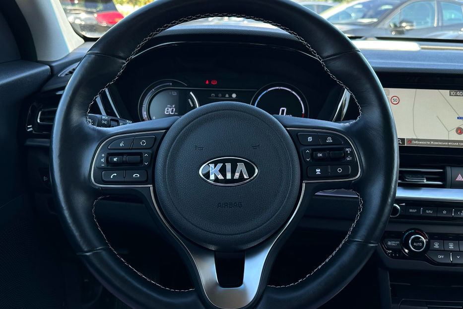 Продам Kia Niro 64 кВт Макс. комплектація 2020 года в Львове